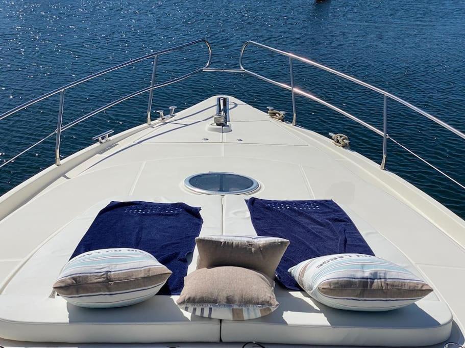 Yacht Le Yauta Vecchio *