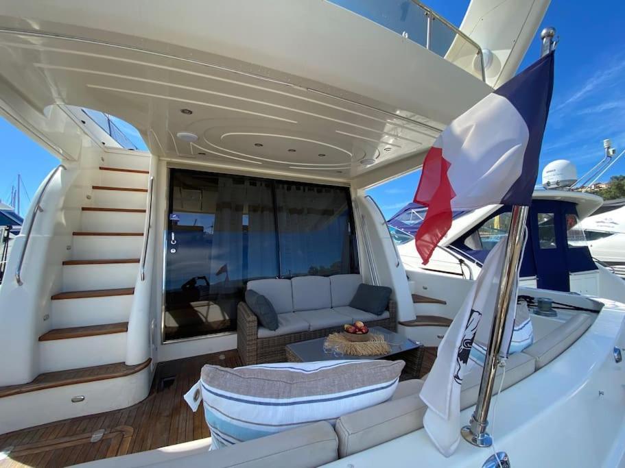 Yacht Le Yauta Vecchio Porto-Vecchio (Corsica)
